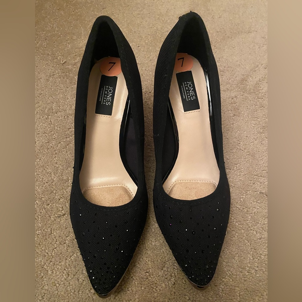 Jones New York Pumps NWOT